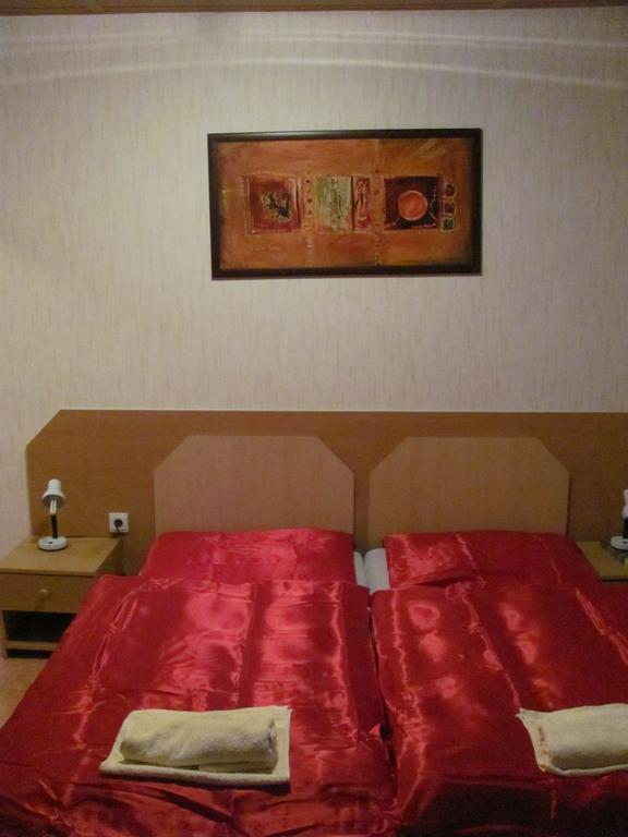 Pension Hostad Gabcikovo Exteriör bild