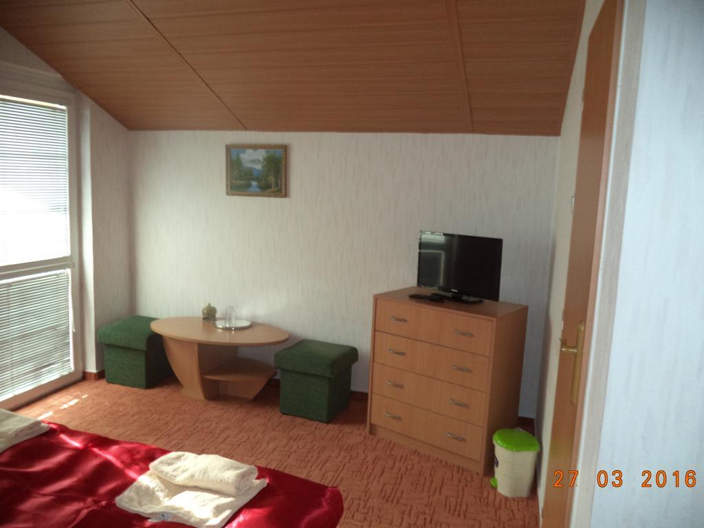Pension Hostad Gabcikovo Exteriör bild